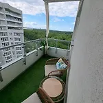 Apartamento Widokowa 13-stka Z Widokiem Na Stadion Slaski I Park Slaski, 13 Pietro, Parking Podziemny Free *