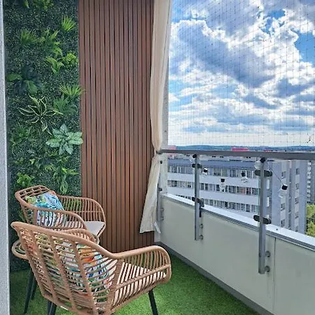 Apartment Widokowa 13-stka Z Widokiem Na Stadion Slaski I Park Slaski, 13 Pietro, Parking Podziemny Free Katowice