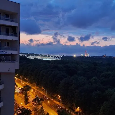 Widokowa 13-stka Z Widokiem Na Stadion Slaski I Park Slaski, 13 Pietro, Parking Podziemny Free