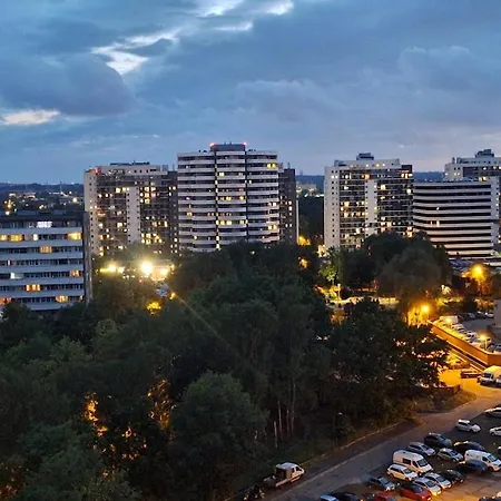Apartment Widokowa 13-stka Z Widokiem Na Stadion Slaski I Park Slaski, 13 Pietro, Parking Podziemny Free Katowice