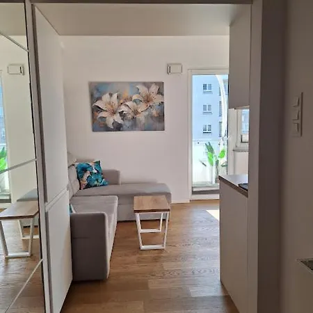 Widokowa 13-stka Z Widokiem Na Stadion Slaski I Park Slaski, 13 Pietro, Parking Podziemny Free