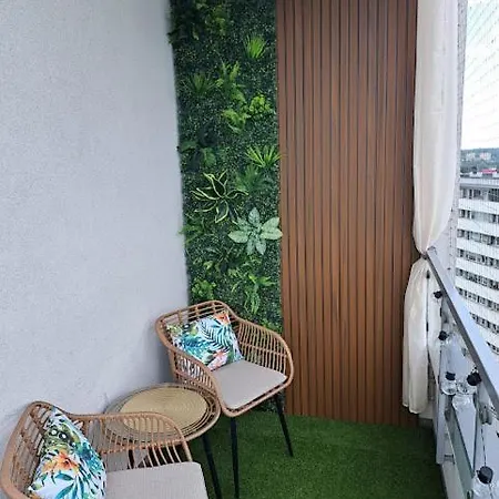 Apartment Widokowa 13-stka Z Widokiem Na Stadion Slaski I Park Slaski, 13 Pietro, Parking Podziemny Free *