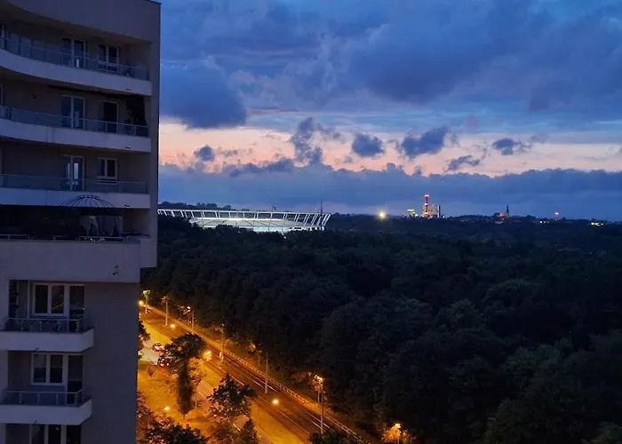 Widokowa 13-stka Z Widokiem Na Stadion Slaski I Park Slaski, 13 Pietro, Parking Podziemny Free