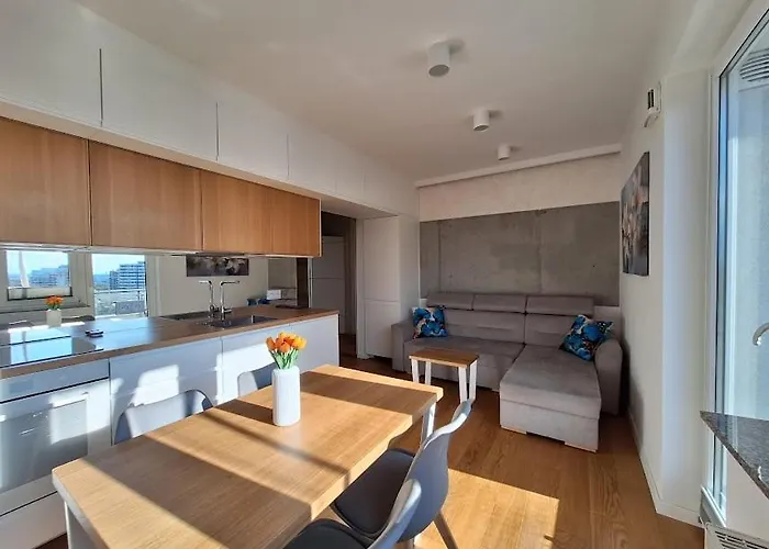 Appartement Widokowa 13-stka Z Widokiem Na Stadion Slaski I Park Slaski, 13 Pietro, Parking Podziemny Free Katowice